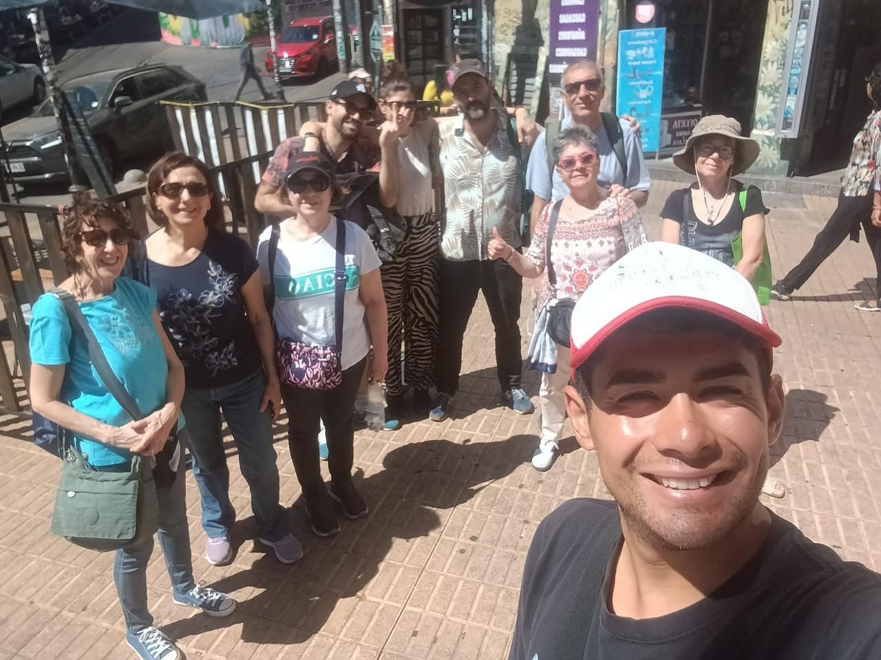 Grupo de viajeros en Valparaíso